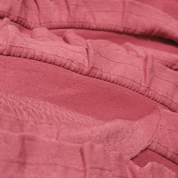 AGB - Pink Ruffle Top (Ladies Medium) - Picture 4 of 11